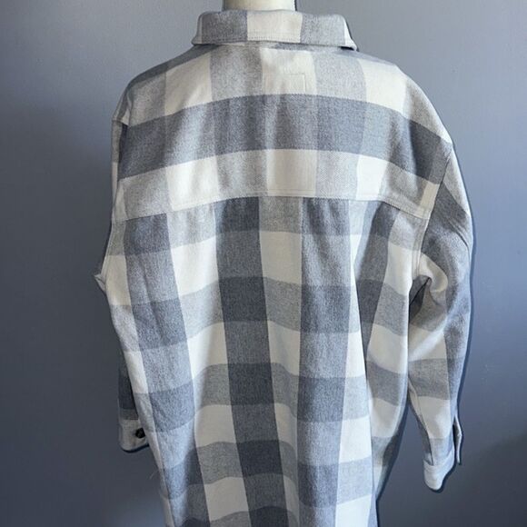 Old Navy Gray Buffalo Plaid Coat! - Picture 11 of 14